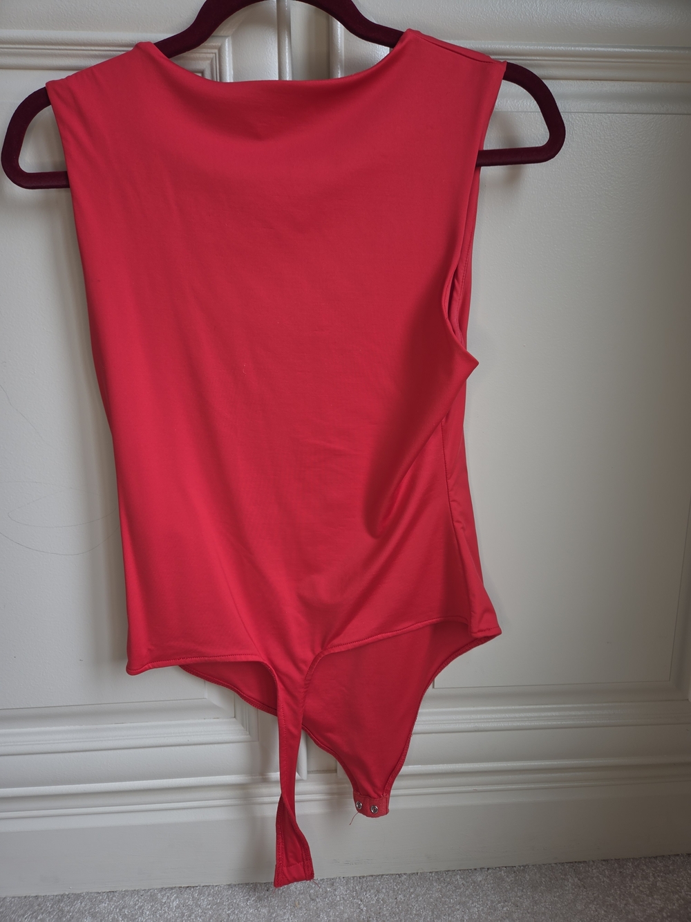 Le Lis Red Stretch Bodysuit - Picture 3 of 5